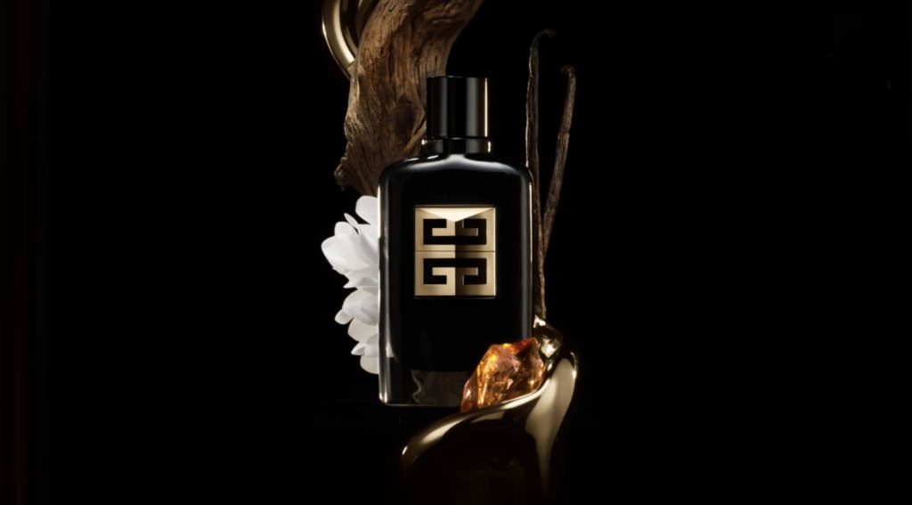 GIVENCHY X UNE AUTRE ILE